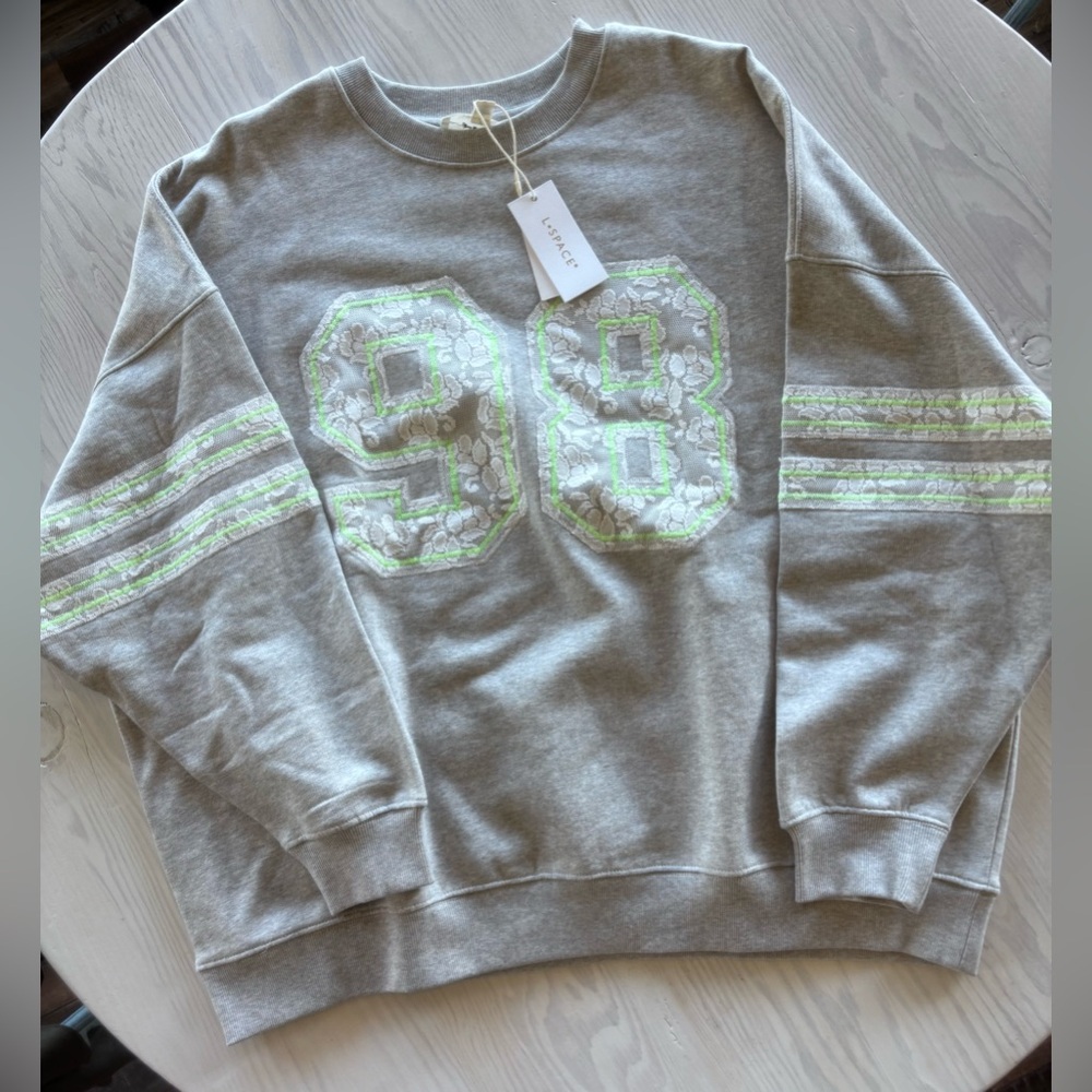 Anthropologie Legend Sweatshirt Size Medium NWT - Picture 4 of 7